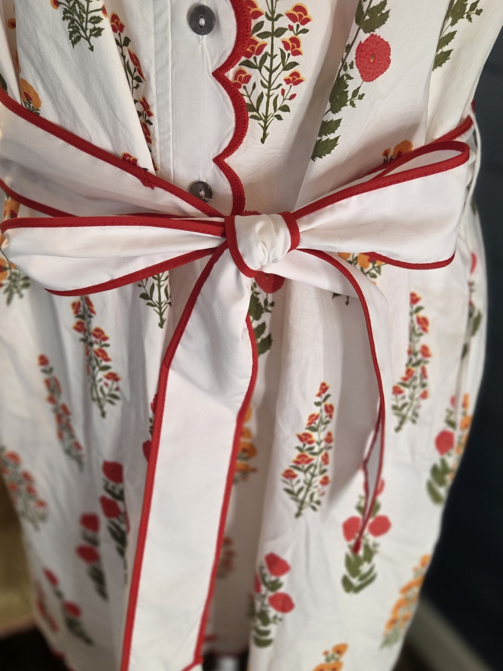entro White Floral Tie-Waist Dress with Red and Orange Accents - Picture 5 of 10